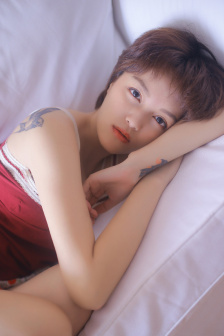 偷窥狂人未删减版